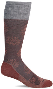 Women's Lotus Lift | Firm Graduated Compression Socks Lifestyle Compression Sockwell S/M Pink Clay 