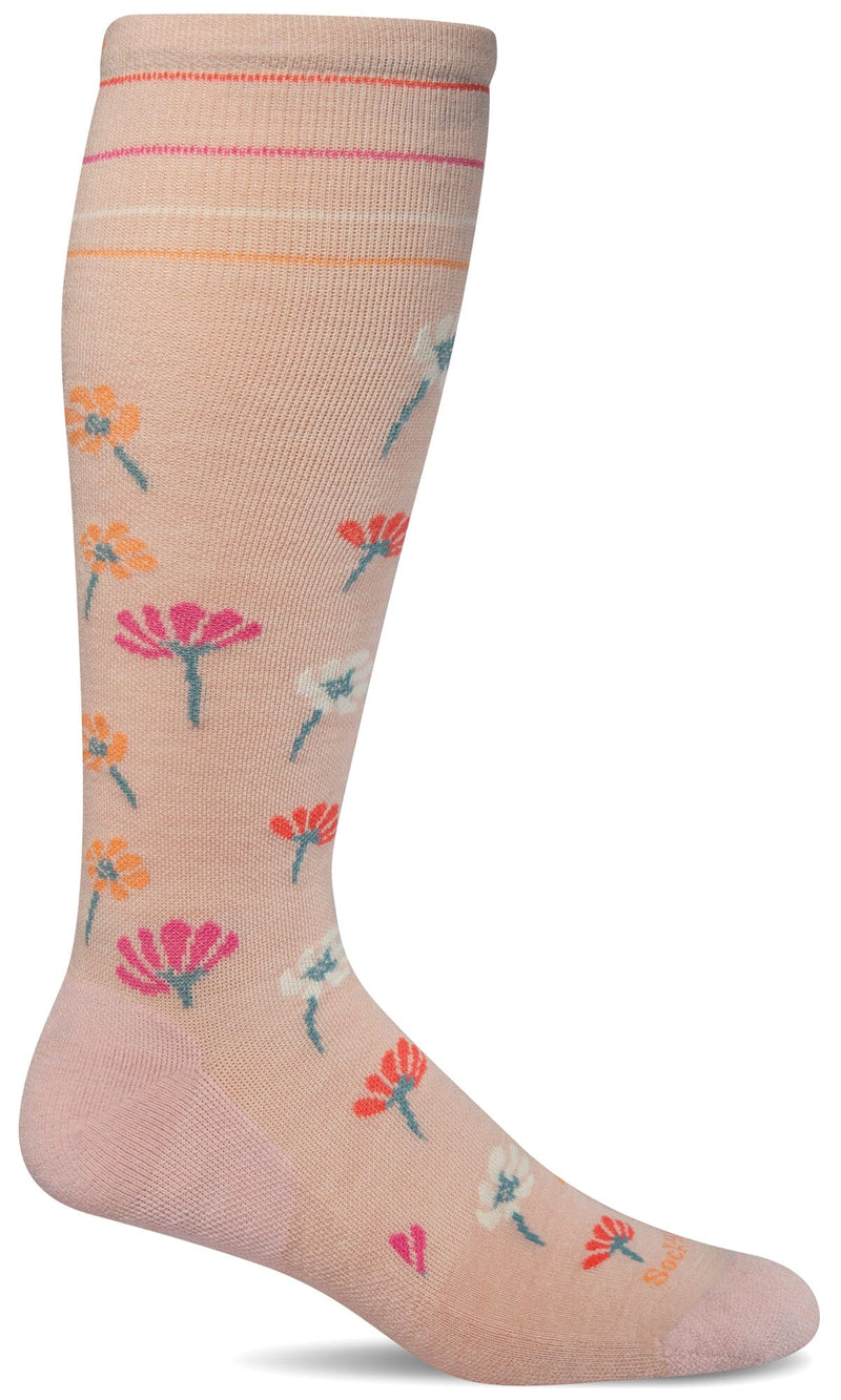 Women's Field Flower | Moderate Graduated Compression Socks Lifestyle Compression Sockwell 