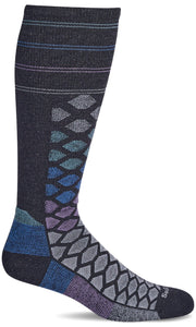 Women's The Edge Medium | Moderate Graduated Compression Socks Ski Compression Sockwell S/M Black 