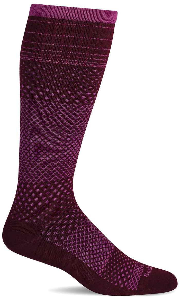Women's Micro Grade | Moderate Graduated Compression Socks Lifestyle Compression Sockwell M/L Cranberry 